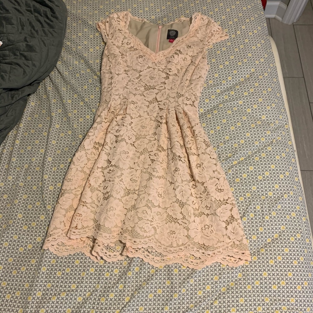 Vince Camuto lace dress